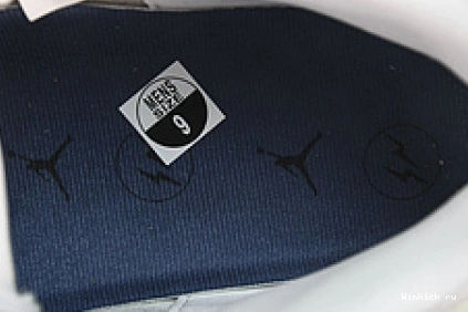 WHITE JORDAN FRAGMENT BLACK 3 AIR 0923